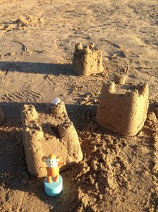 2015-0927-03 Sandcastles
