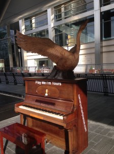 2015-0929-02 Bird piano