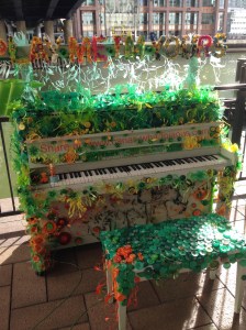 2015-0929-02 Flower piano