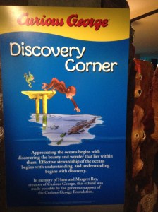 2015-10-26 Aquarium monkey