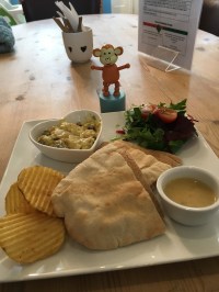 2016-0319-01 Lunch.jpg