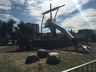 2016-0814-01 Pirate ship.jpg