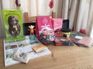 2016-0904-06 Presents.JPG