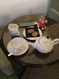 2016-1121-02 Hotel tea.jpg