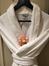 2016-1223-01 Hotel dressing gown.jpg