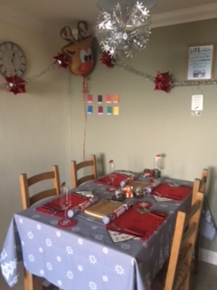 171225-04 Table set.JPG